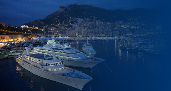 高級ヨットハーバー